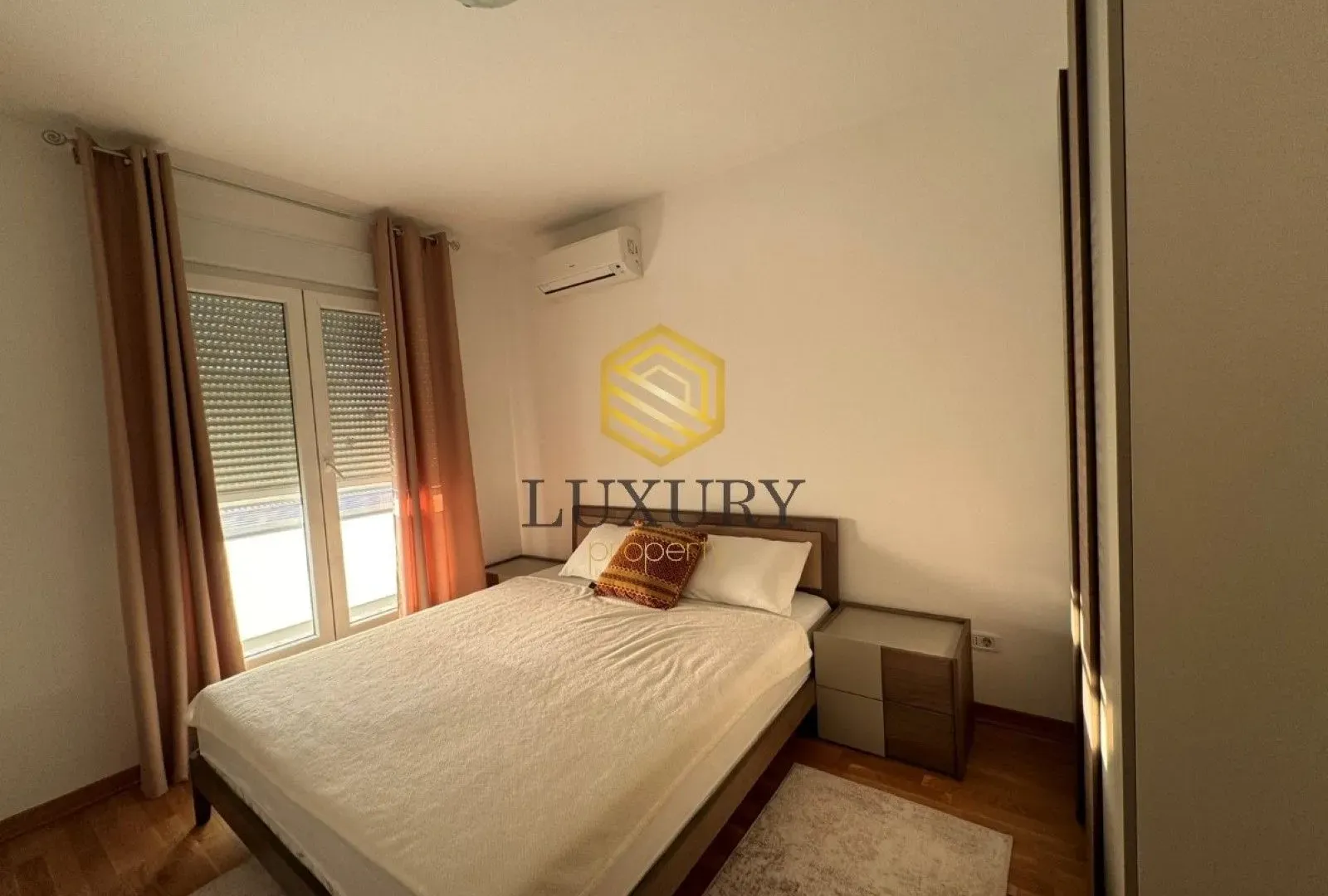 Rent, two bedroom apartment, 65m², City Kvart, Podgorica