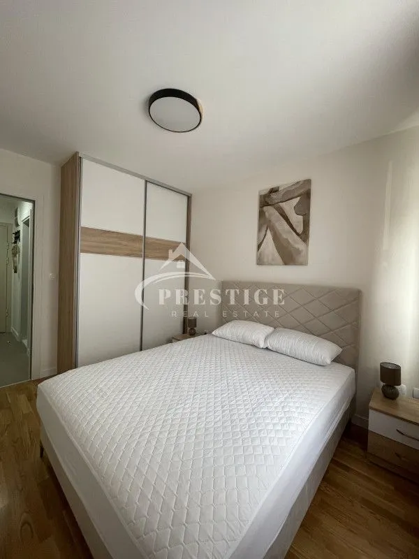 Rent, one bedroom apartment, 40m², Pobrežje, Podgorica