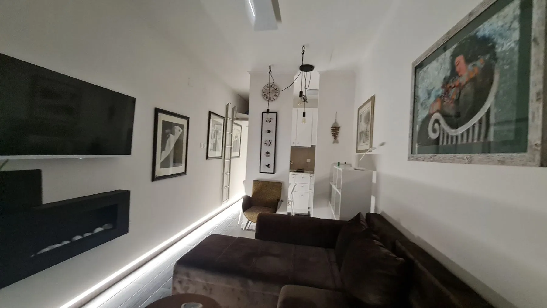 Izdavanje, jednosoban stan, 23m², Đenovići, Herceg Novi