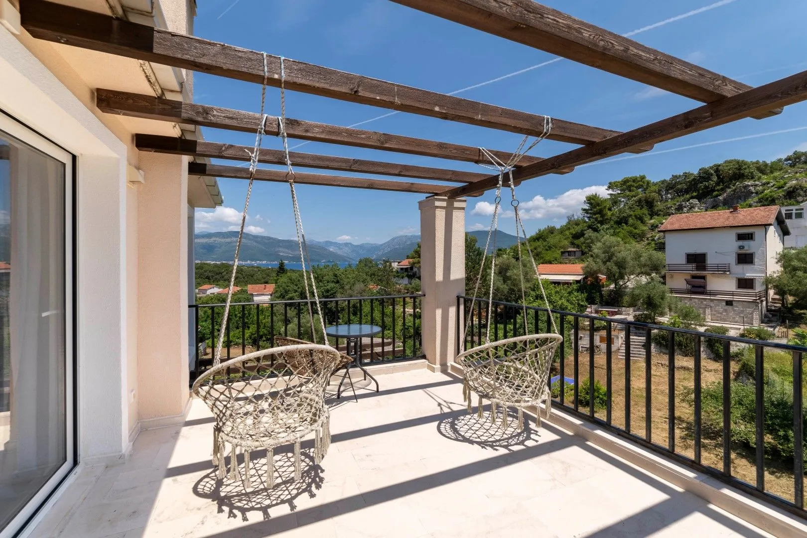 Prodaja, kuća, 224m², Tivat, Crna Gora