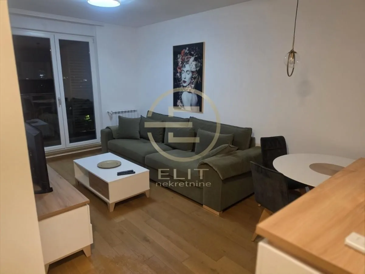 Rent, apartment, 43m², Bulevar Evrope, Novi Sad Sve Podlokacije