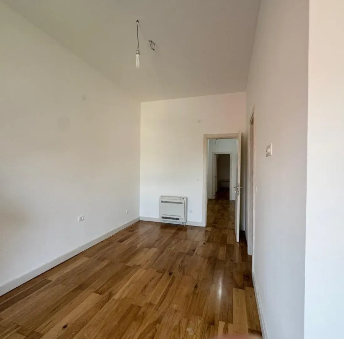 Prodaja, trosoban stan, 139m², Donja Gorica, Podgorica