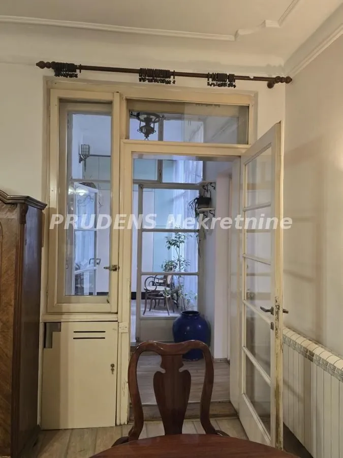 Prodaja, dvosoban stan, 65m², Stari Grad, Beograd