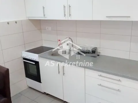 Rent, three bedroom apartment, 59m², Vračar Sve Podlokacije, Beograd - image 6