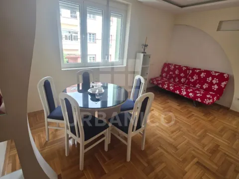 Izdavanje, jednosoban stan, 68m², Centar, Podgorica - image 4