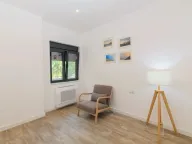 Rent, three bedroom apartment, 90m², Donja Lastva, Tivat - image 4