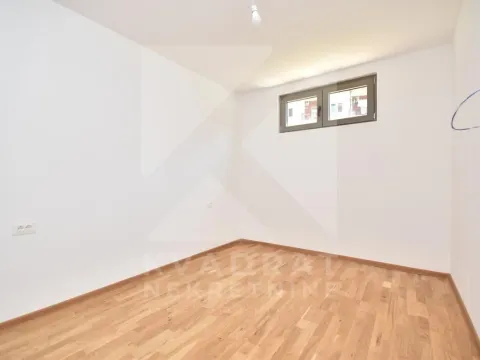Sale, one bedroom apartment, 40m², Ljubović, Podgorica - image 3
