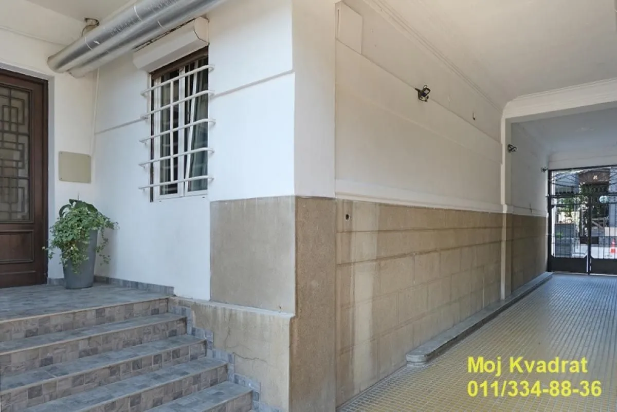 Prodaja, četvorosoban stan, 176m², Cvetni Trg, Vračar Sve Podlokacije