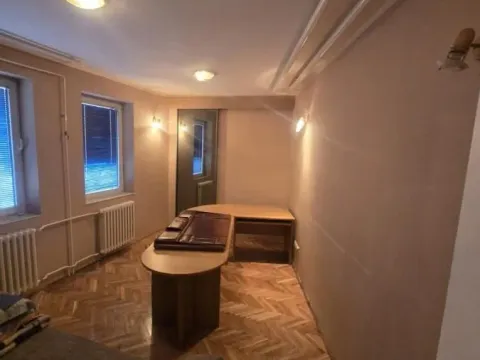 Izdavanje, poslovni prostor, 40m², Bulevar Oslobodjenja, Novi Sad Sve Podlokacije - image 7