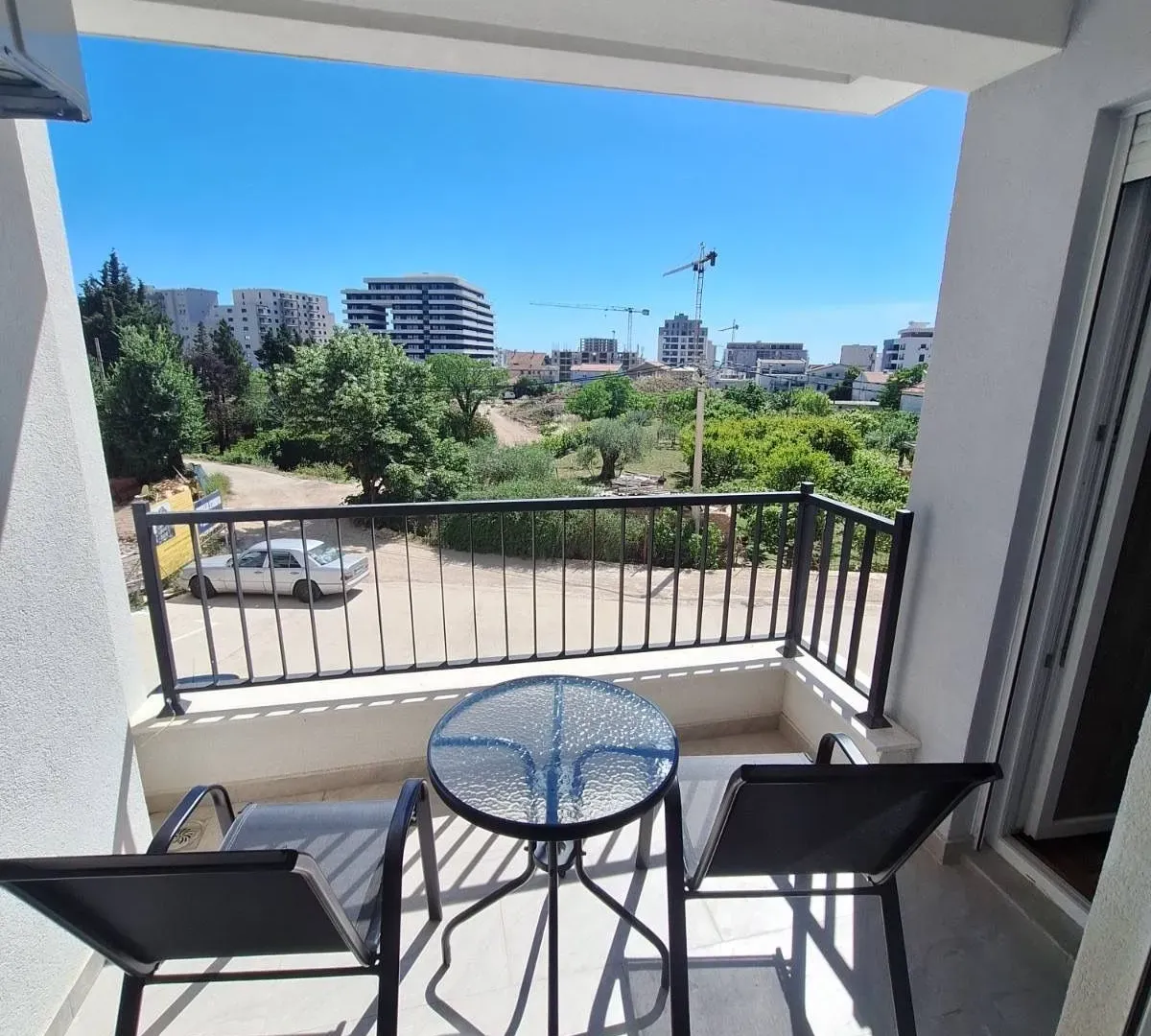 Rent, one bedroom apartment, 44m², Centar, Bar
