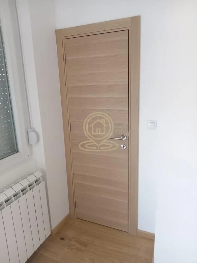 Izdavanje, poslovni prostor, 73m², Stari Grad, Beograd