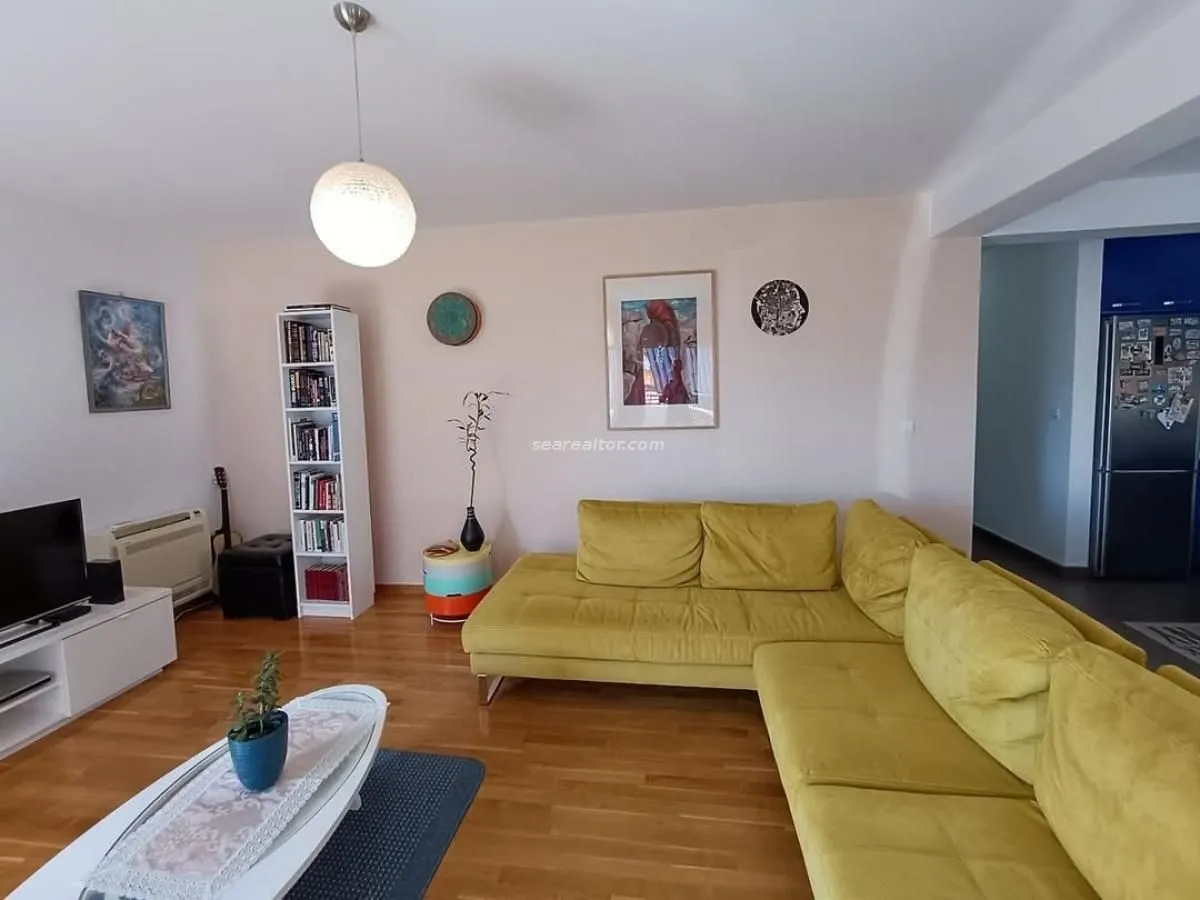 Rent, two bedroom apartment, 81m², Tivat, Crna Gora