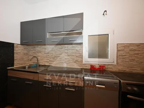 Rent, two bedroom apartment, 93m², Tološi, Podgorica - image 6
