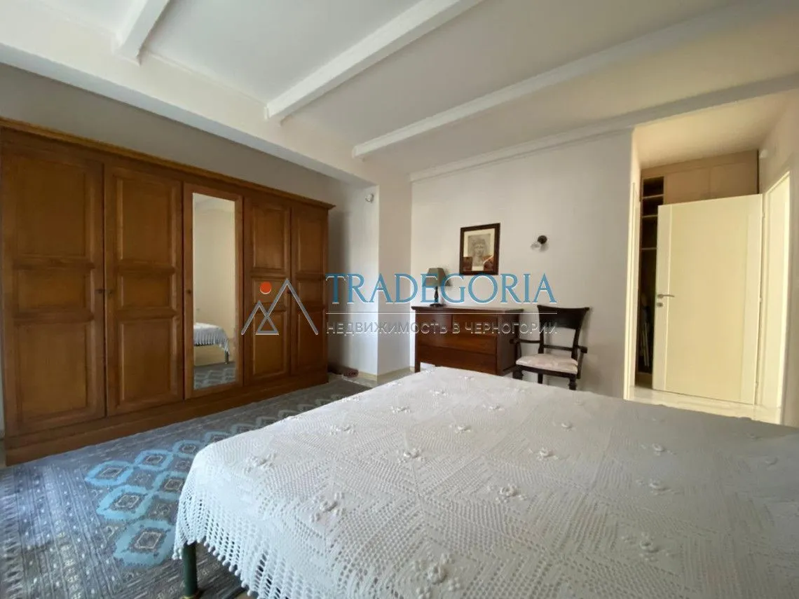 Prodaja, trosoban stan, 106m², Sveti Stefan, Budva