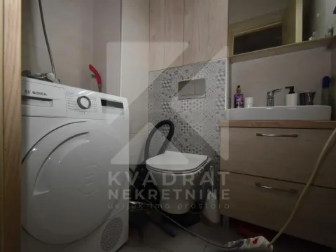 Rent, three bedroom apartment, 95m², Blok 9, Podgorica - image 16