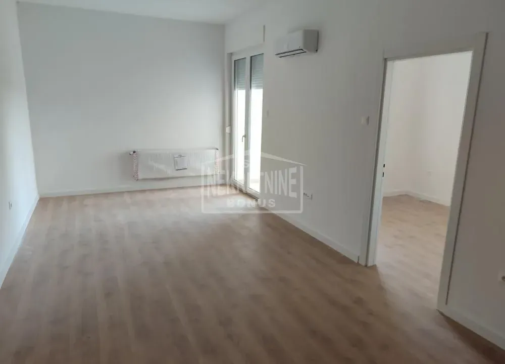 Prodaja, jednosoban stan, 43m², Palić, Subotica