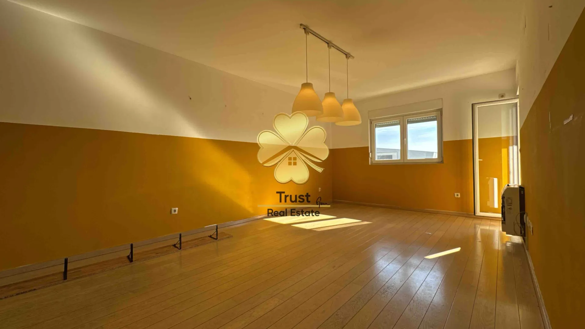 Rent, two bedroom apartment, 76m², City Kvart, Podgorica
