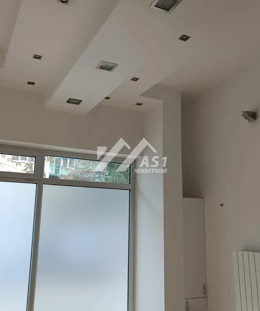 Prodaja, dvosoban stan, 69m², Grbavica, Novi Sad Sve Podlokacije