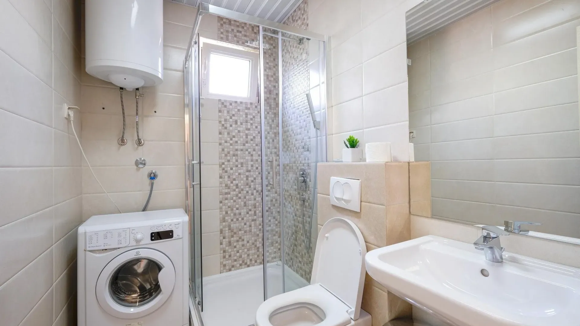 Prodaja, dvosoban stan, 75m², Budva, Crna Gora