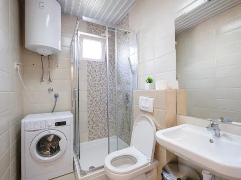 Sale, two bedroom apartment, 75m², Budva, Crna Gora - image 13