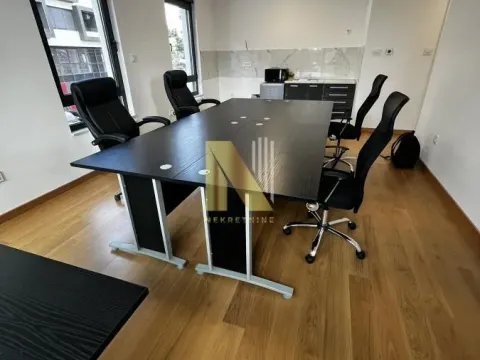 Izdavanje, poslovni prostor, 65m², Rotkvarija, Novi Sad Sve Podlokacije - image 7