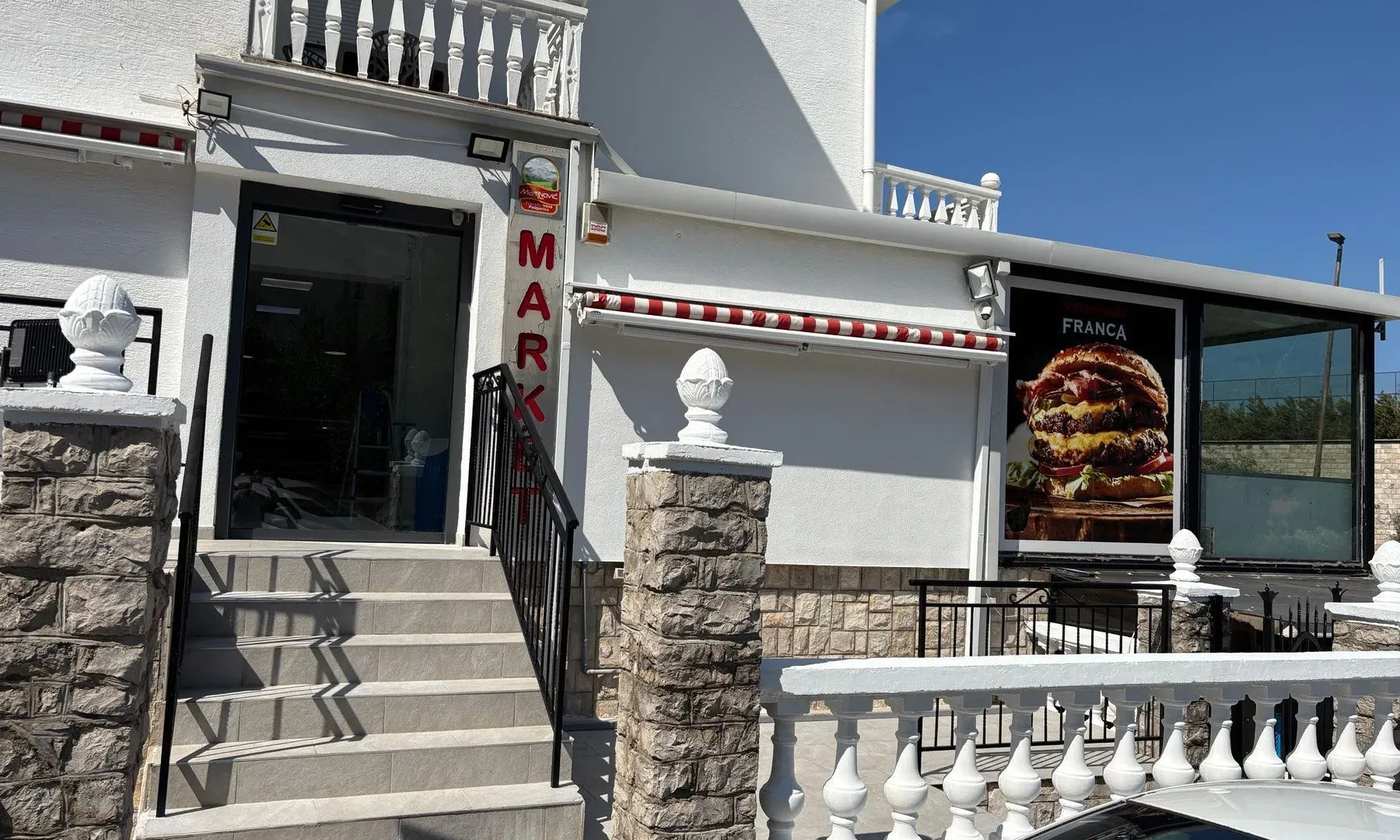 Rent, office space, 160m², Kamenovo, Budva