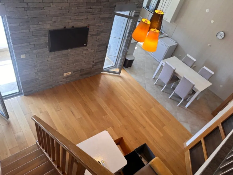 Izdavanje, dvosoban stan, 62m², Đenovići, Herceg Novi