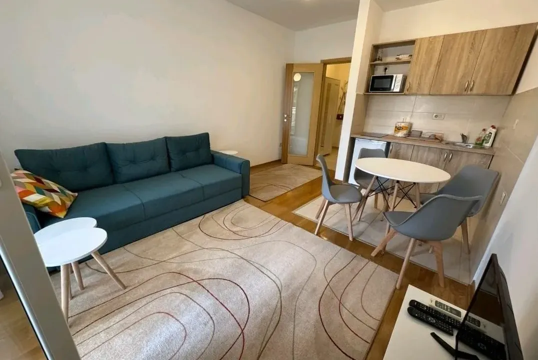 Rent, studio apartment, 26m², Blok 6, Podgorica