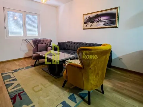 Rent, two bedroom apartment, 68m², Pobrežje, Podgorica - image 2