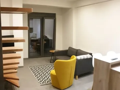 Izdavanje, stan, 60m², Tivat, Crna Gora - image 4