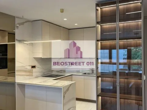 Sale, three bedroom apartment, 93m², Južni Bulevar, Vračar Sve Podlokacije - image 10