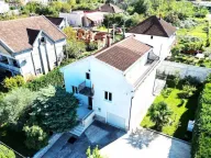 Rent, house, 390m², Zagorič, Podgorica - image 1