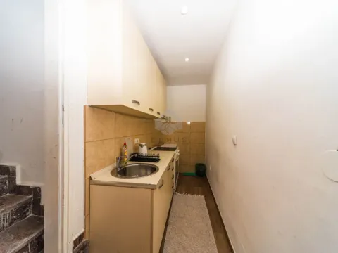 Izdavanje, jednosoban stan, 40m², Krivi Most, Podgorica - image 7