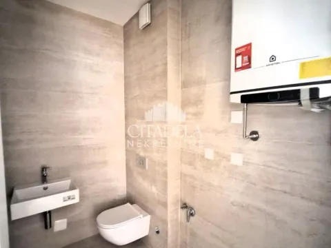 Prodaja, četvorosoban stan, 115m², Banovo Brdo, Beograd - image 2