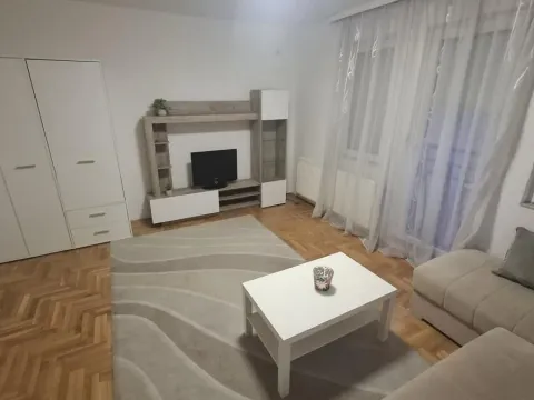 Izdavanje, garsonjera, 29m², Podbara, Novi Sad Sve Podlokacije - image 3