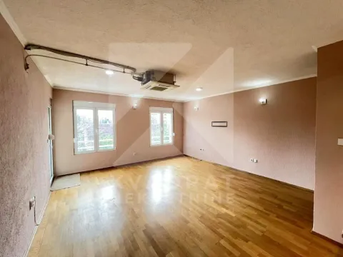 Rent, two bedroom apartment, 69m², Ljubović, Podgorica - image 3