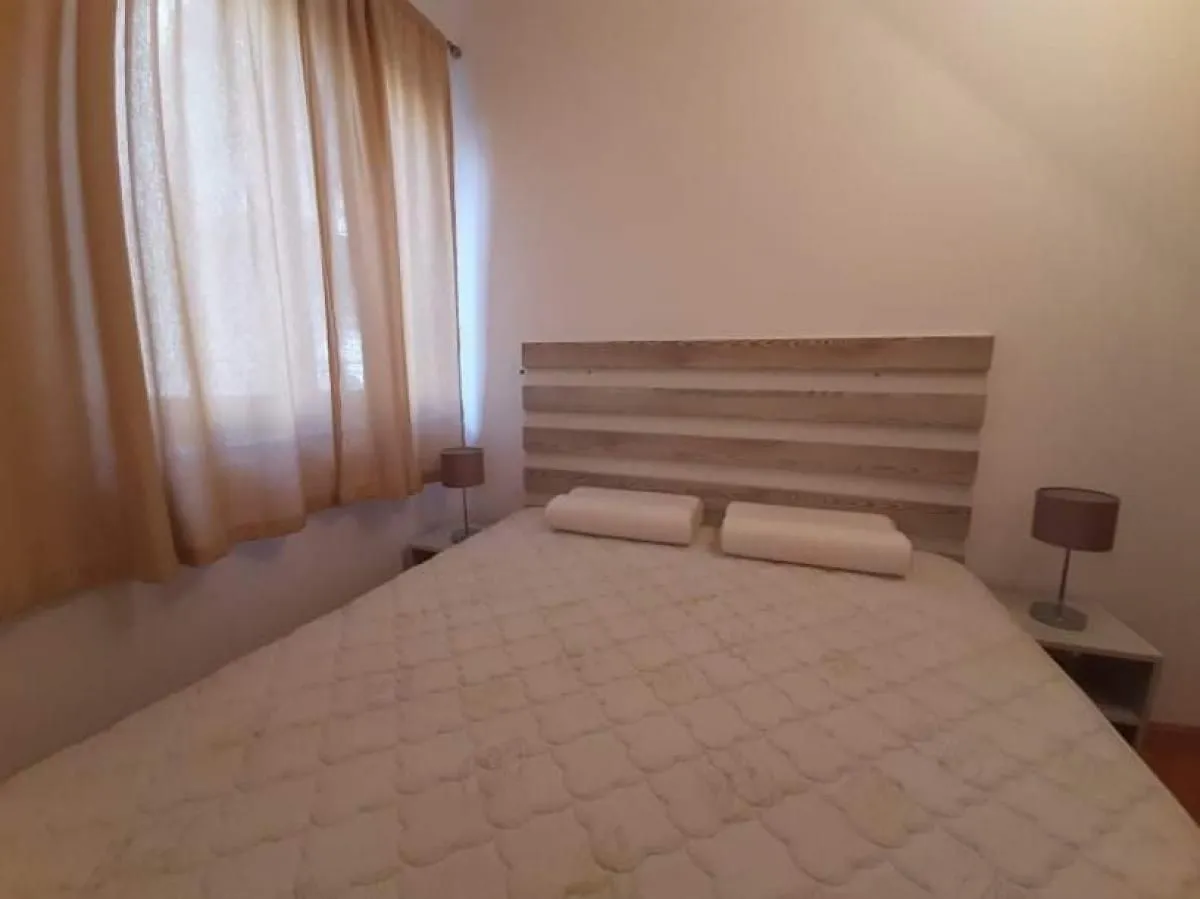 Rent, one bedroom apartment, 63m², Tivat, Crna Gora