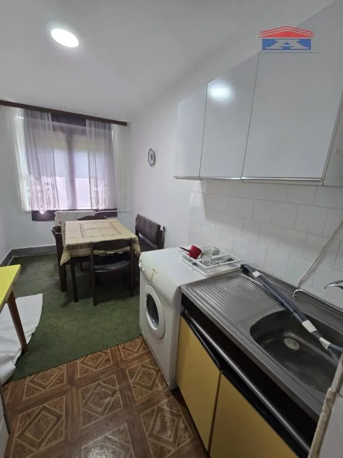 Izdavanje, dvosoban stan, 51m², Grbavica, Novi Sad Sve Podlokacije