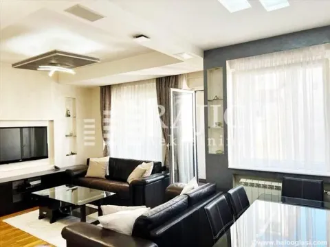 Spacious living room with seating set and dining area. - image 2