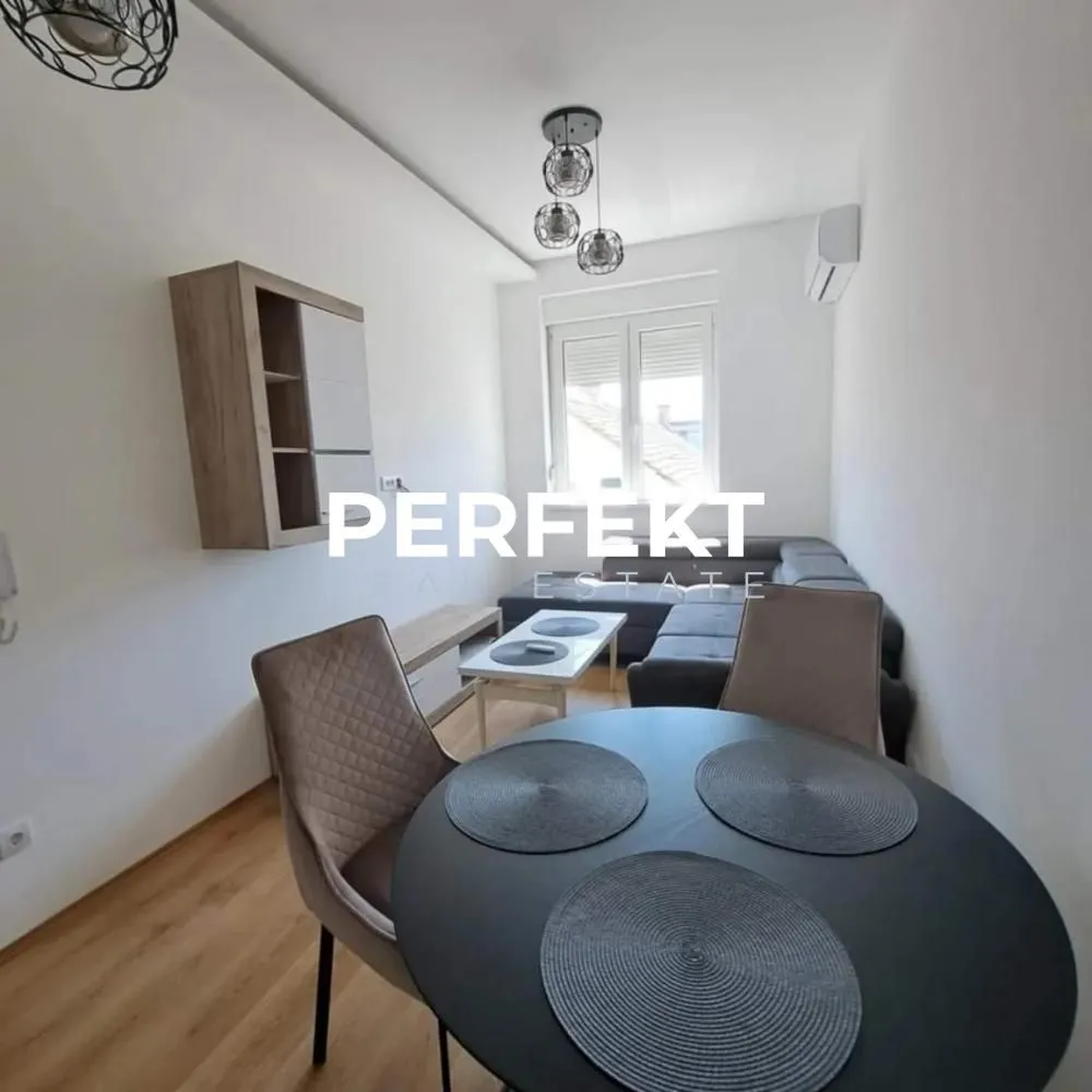 Rent, two bedroom apartment, 40m², Centar, Pančevo