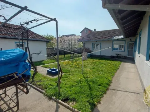 Prodaja, kuća, 340m², Veternik, Novi Sad Sve Podlokacije - image 2