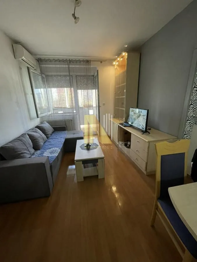 Izdavanje, jednosoban stan, 37m², Grbavica, Novi Sad Sve Podlokacije