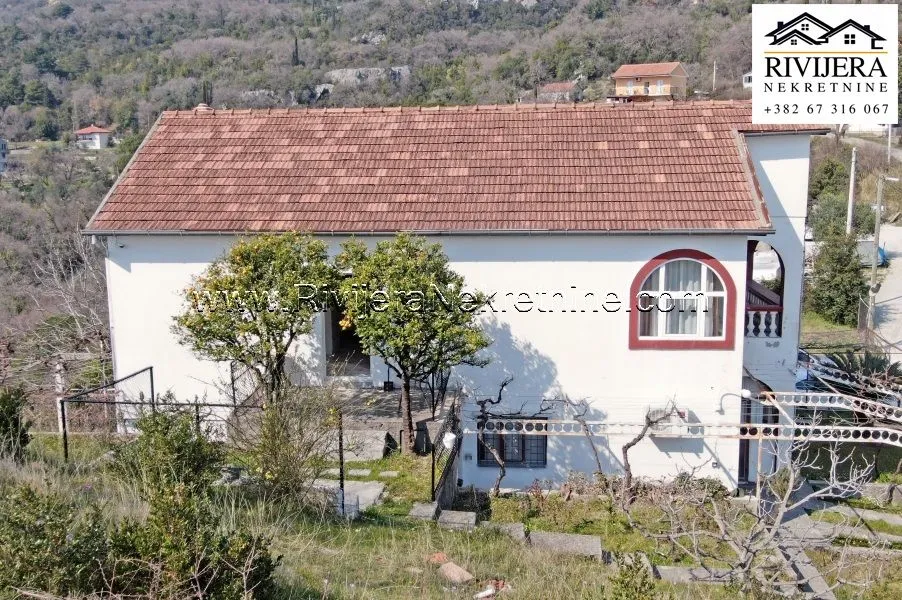 Prodaja, kuća, 130m², Čela, Herceg Novi