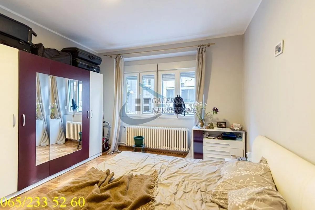 Prodaja, dvosoban stan, 59m², Stari Grad, Beograd