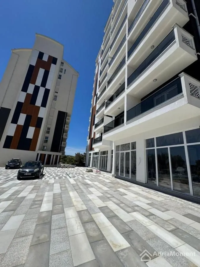 Prodaja, garsonjera, 36m², Bar, Crna Gora
