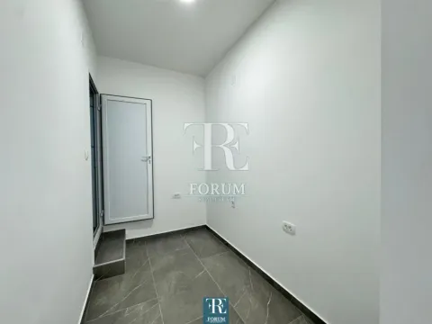 Izdavanje, poslovni prostor, 30m², Karaburško Polje, Podgorica - image 3