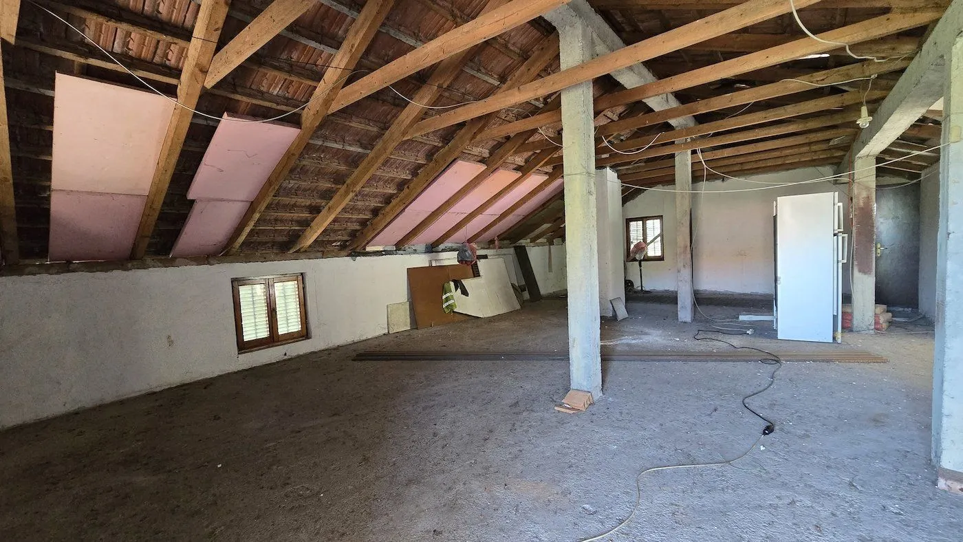 Prodaja, kuća, 236m², Velje Brdo, Podgorica