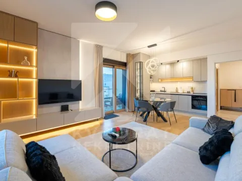 Izdavanje, dvosoban stan, 80m², Stara Varoš, Podgorica - image 3