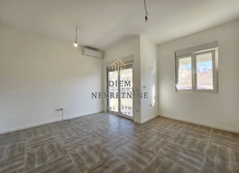 Izdavanje, jednosoban stan, 43m², Ilino, Bar