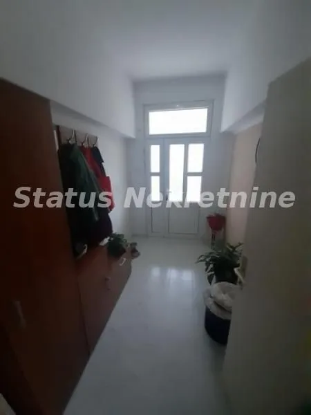 Prodaja, kuća, 200m², Futog, Novi Sad Sve Podlokacije